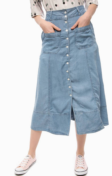 Синяя джинсовая юбка с карманами